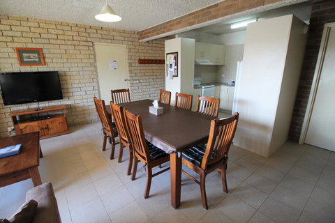 Central Park 4 - Centre Of Jindabyne - Travel Agents 1