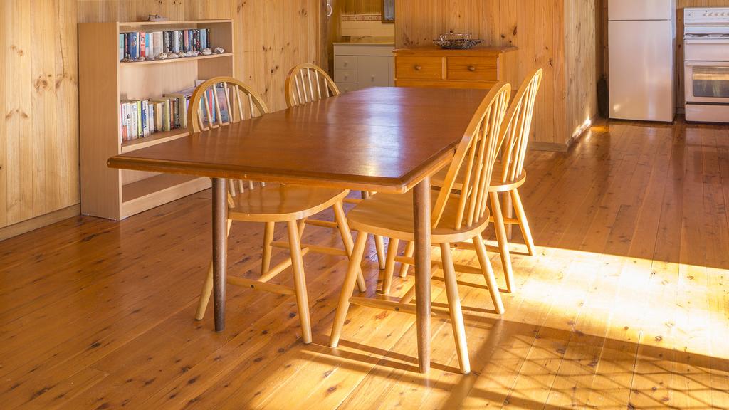 Lake Tabourie NSW Tourism Guide