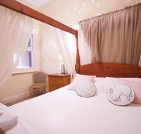 Charleston House Mathoura - Travel Agents