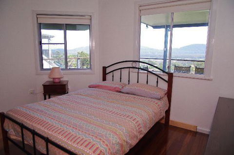 Charm Cottage, 58 Skyline Crescent - Travel Search 1