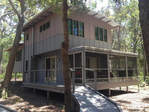 Charming Island Escape Gold Coast - Travel Search 3