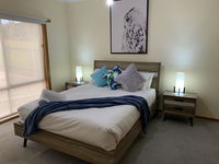 Book Kennington Accommodation Vacations Travel Agents Travel Agents
