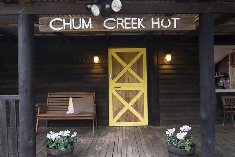 Chum Creek Hut - Tourism Guide 0