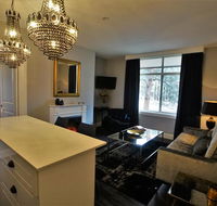 City Life Apartment-full kitchen  separate bedroom - Cruises Travel