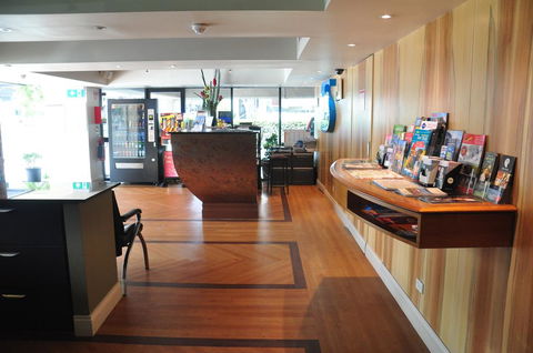 City Park Hotel - Tourism Guide 2