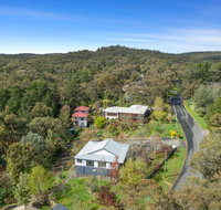 Cloverhill Hepburn Springs - Tourism Guide