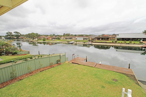 Cockatoo House - Travel Search 0