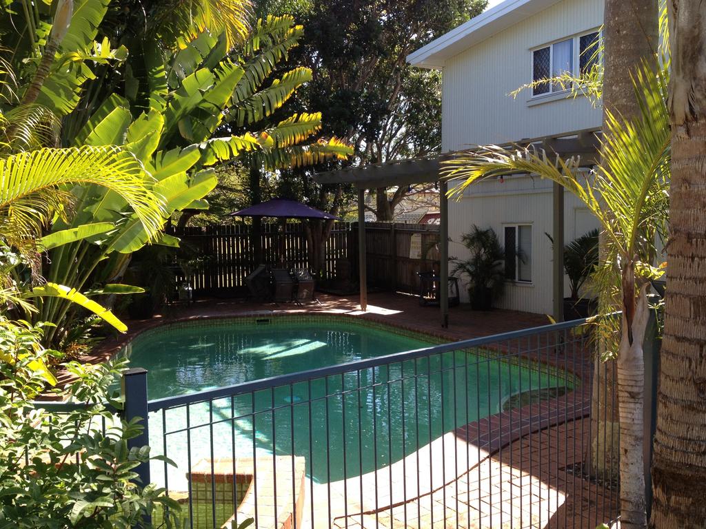 Scarness QLD Travel Search