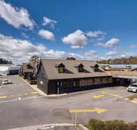 Comfort Hotel Olde Tudor - Travel Search