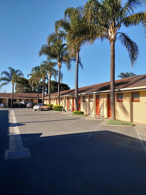 Comfort Inn Anzac Highway - Tourism Guide 3
