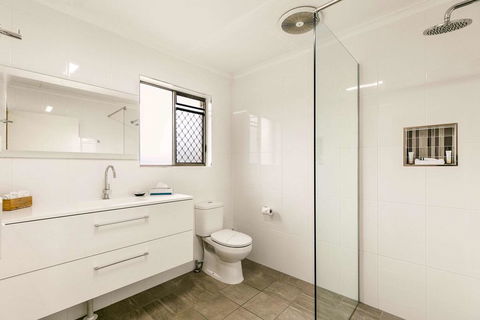 Comfort Inn On Main Hervey Bay - Travel Search 2