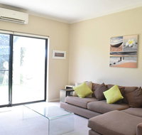 Comfortable 2 Bedroom Unit With Garden - Tourism Guide