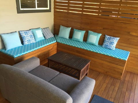 Comfortable Queen Sized Room Near Tuggerah Lake - Travel Search 1