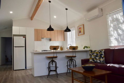Comfortable Stylish Flat In Heart Of Fremantle - Travel Search 2