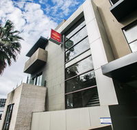 Comfy Kew Apartments - Travel Search