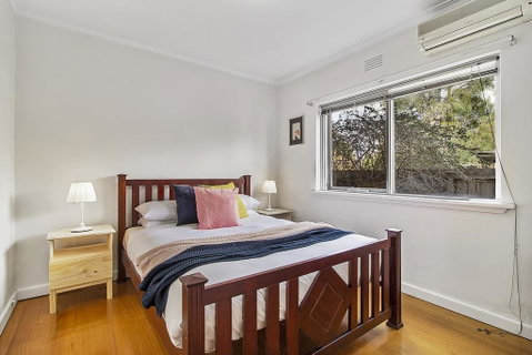 Comfy One-bedroom Unit Between City And Airport - Tourism Guide 2