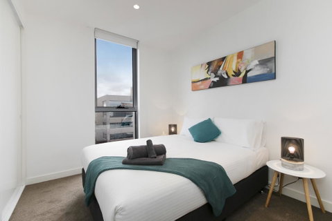 Complete Host Monarc Apartments - Tourism Guide 2