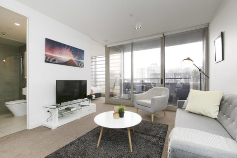 Complete Host Monarc Apartments - Tourism Guide 1