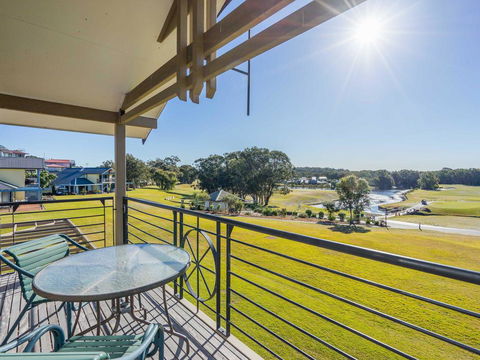 Condo 108 @ Horizons Resort & Golf, Stunning Course + Lake Views - Travel Search 0