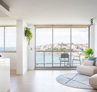 Coogee Beach Designer Penthouse with Parking - Tourism Guide