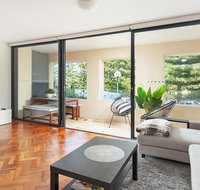 Coogee Beach Pad - Tourism Guide