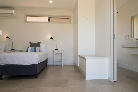 Cooper's Country Lodge - Travel Agents 2