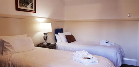 Coppers Hill Private Accommodation - Travel Agents 3