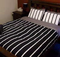 Cosy City Apartment - Tourism Guide