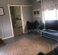 Cosy Country Cottage with AirCon - Travel Agents