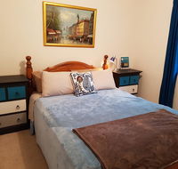 Cosy Quiet Bedroom Ferny Grove - Tourism Guide
