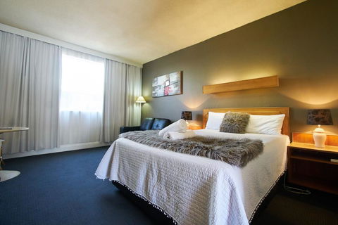 Country Comfort Armidale - Cruises Travel 3