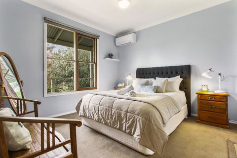 Country House Retreat - Cruises Travel 2