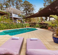 COUNTRY MEETS THE BAY - MOUNT ELIZA - Tourism Guide