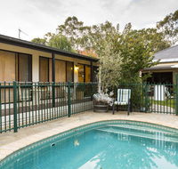 Courtsidecottage Bed and Breakfast - Cruises Travel