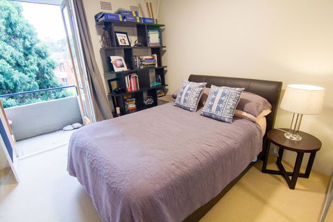 Cozy One Bedroom Apartment In Waverton - Cruises Travel 1
