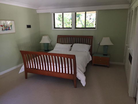 Craigdarroch Courtyard Cottage, 22 Bartle Road - Travel Search 2