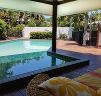 Crazy About Cairns Resort Living - 6 Bedrooms - Tourism Guide