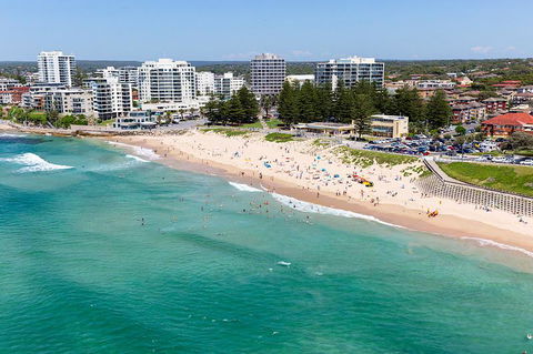 Cronulla Beach Break - Cruises Travel 1