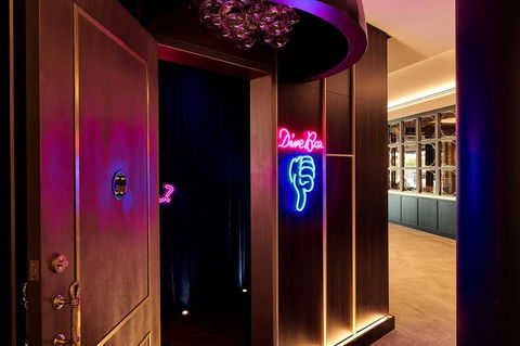 Crowne Plaza Melbourne - Travel Agents 0