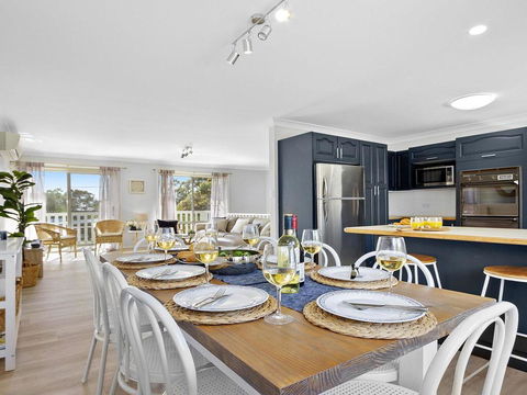 Culburra Beach Retreat - Close To Two Beaches - Travel Search 3