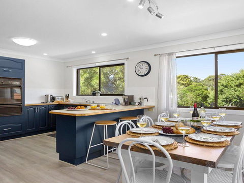 Culburra Beach Retreat - Close To Two Beaches - Travel Search 2