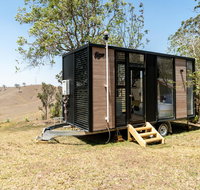 Dam It Getaway Tiny House - Travel Agents