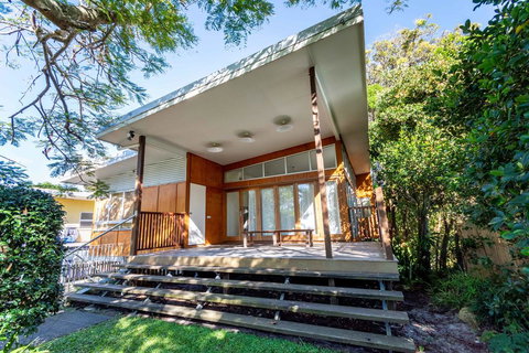 Decked Out For A Fantastic Holiday - (Whole House) Winnett St, Woorim - Travel Agents 0