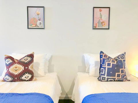 Deluxe , Central Park,  4B2B APT , BoxHill , Panorama - Travel Search 3