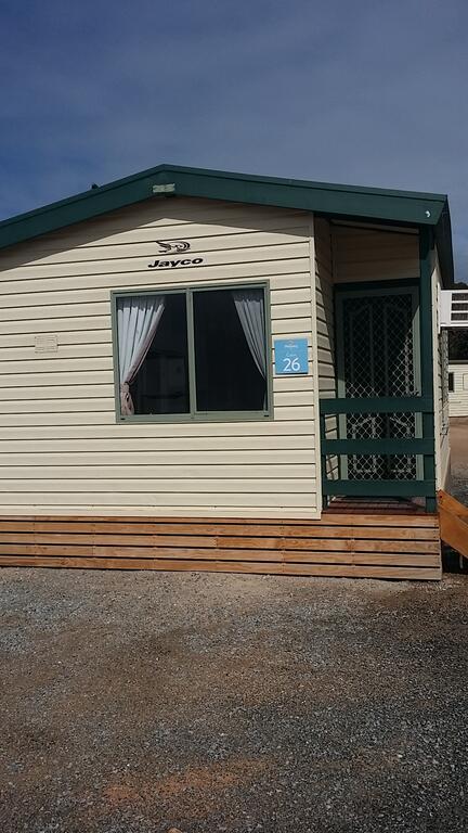 Discovery Parks - Streaky Bay Foreshore - Cruises Travel 2