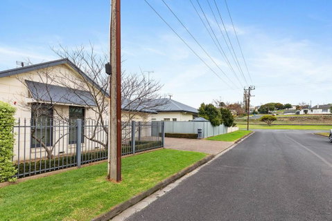 Domain Two Apartment - Tourism Guide 0