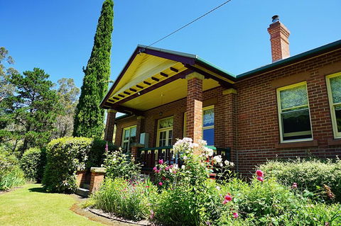 Donalea Bed And Breakfast & Riverview Apartment - Travel Search 3