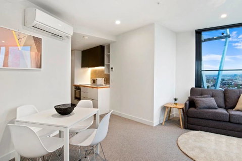 DreamHost Apartments At Bouverie - Tourism Guide 2