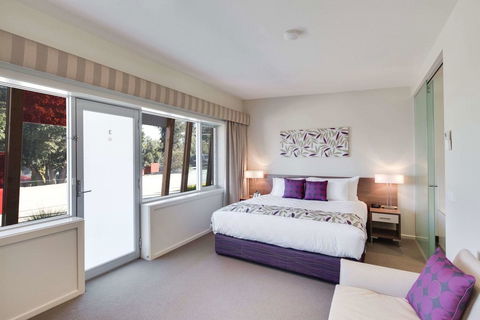 Drouin Motel - Tourism Guide 2