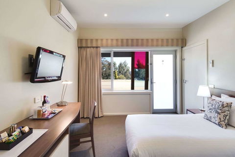 Drouin Motel - Tourism Guide 3